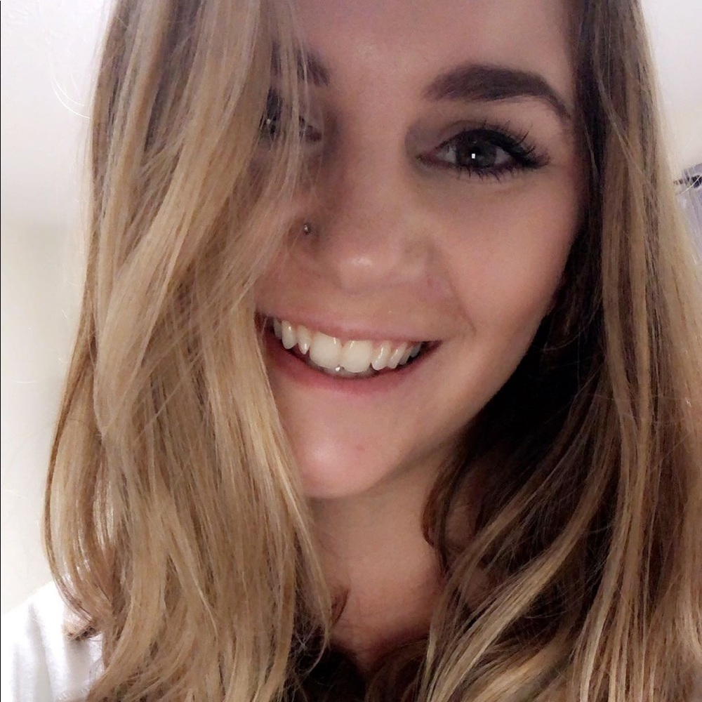 Meet your Posher, Breanna